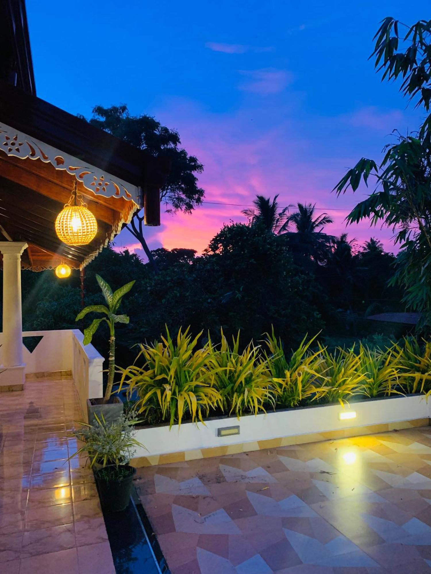 Breeze Bay Villa Dikwella Exteriér fotografie